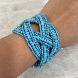 Elegant Blue Beaded Bracelet